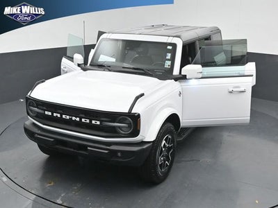2024 Ford Bronco Outer Banks