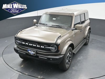 2026 Ford Bronco Outer Banks