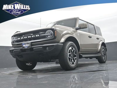 2026 Ford Bronco Outer Banks