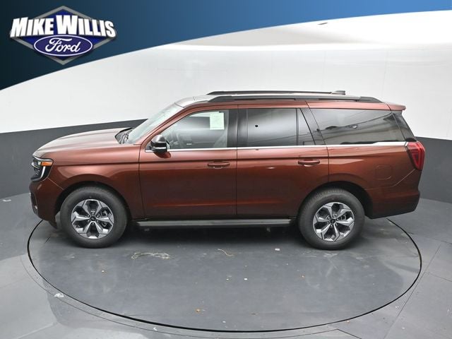 2027 Ford Expedition Active