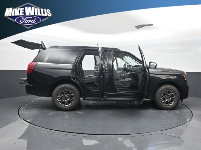 2027 Ford Expedition Active