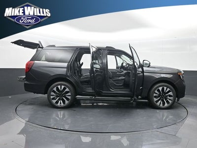 2026 Ford Expedition Platinum