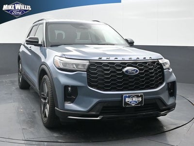 2025 Ford Explorer ST-Line