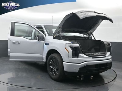 2025 Ford F-150 Lightning Flash