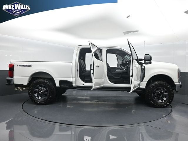 2026 Ford F-350SD Lariat Tremor