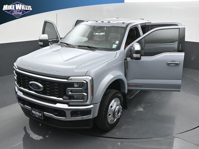 2025 Ford F-450SD King Ranch DRW