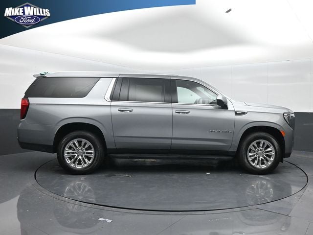 2023 GMC Yukon XL SLE