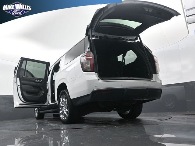 2022 Chevrolet Suburban LT