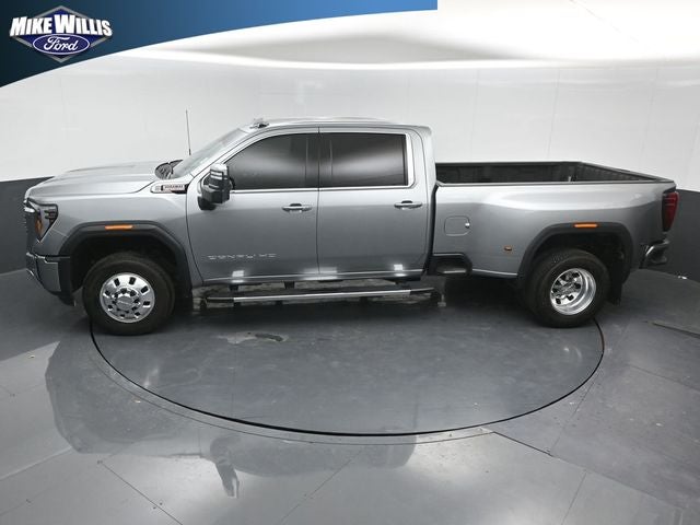 2025 GMC Sierra 3500HD Denali