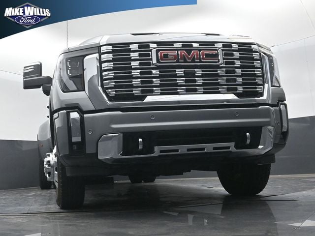 2025 GMC Sierra 3500HD Denali