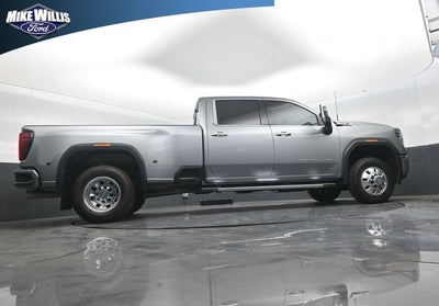 2025 GMC Sierra 3500HD Denali
