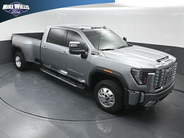 2025 GMC Sierra 3500HD Denali