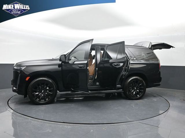 2024 Cadillac Escalade Sport