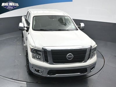 2017 Nissan Titan SL