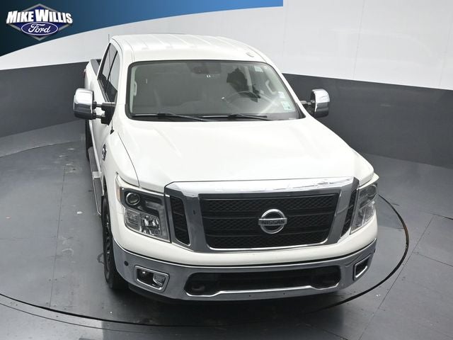 2017 Nissan Titan SL