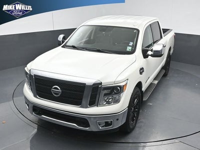 2017 Nissan Titan SL
