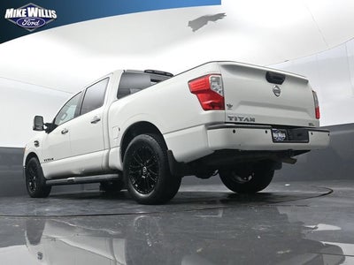 2017 Nissan Titan SL
