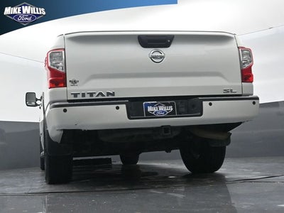 2017 Nissan Titan SL