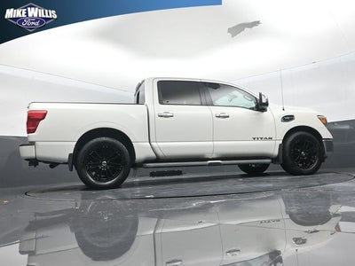 2017 Nissan Titan SL
