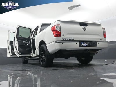 2017 Nissan Titan SL