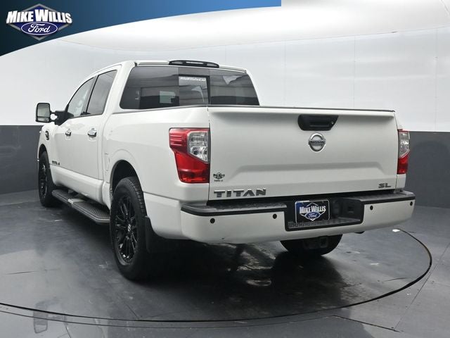 2017 Nissan Titan SL