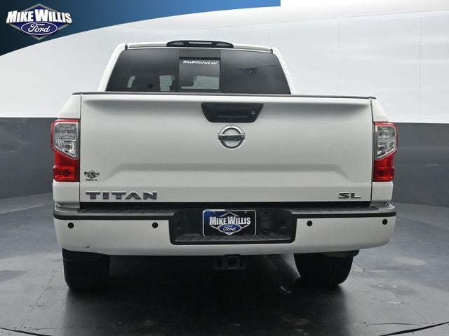 2017 Nissan Titan SL