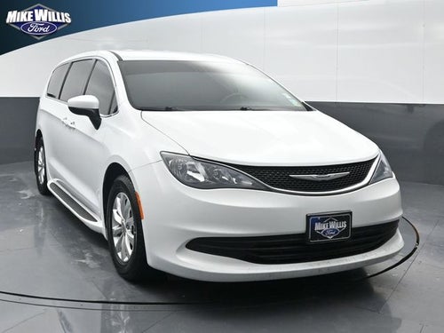 2017 Chrysler Pacifica Touring