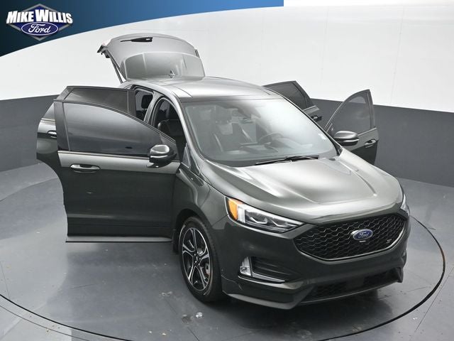 2022 Ford Edge ST