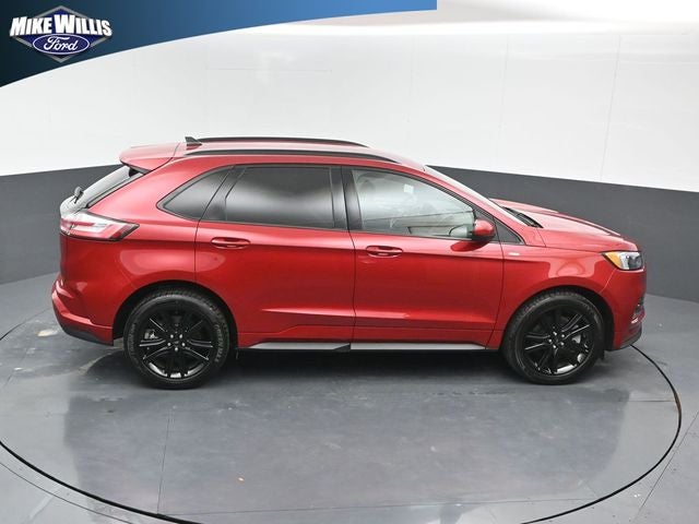 2022 Ford Edge ST Line