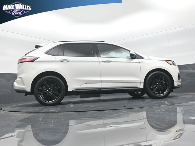 2022 Ford Edge ST Line