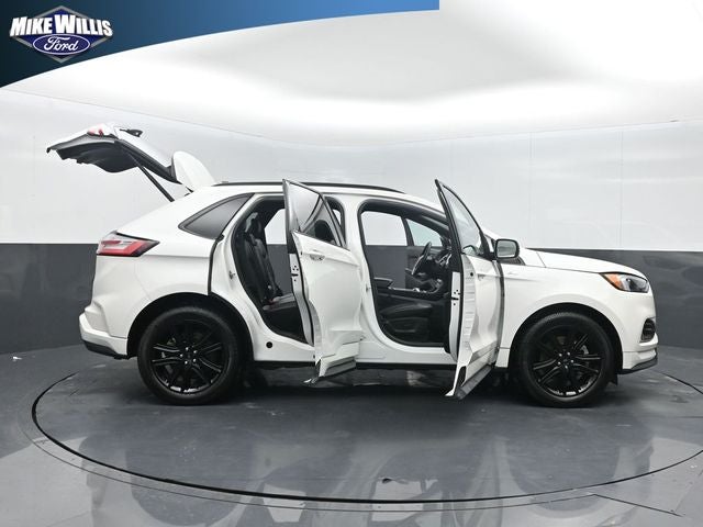 2022 Ford Edge ST Line