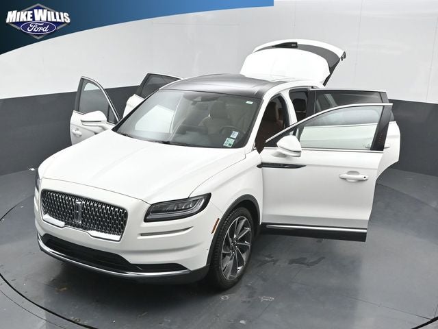 2021 Lincoln Nautilus Reserve