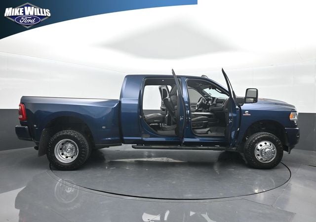 2023 RAM 3500 Laramie