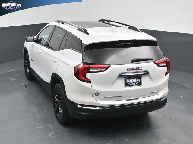 2024 GMC Terrain AT4