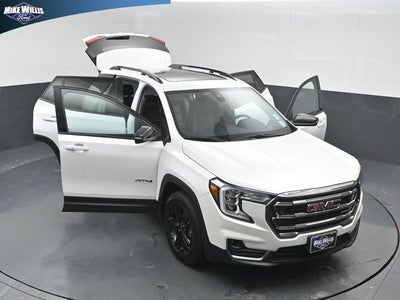 2024 GMC Terrain AT4