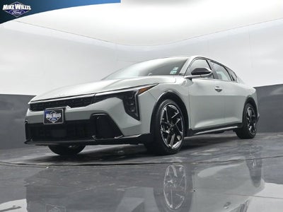 2025 Kia K4 GT-Line