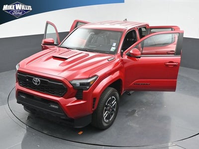 2025 Toyota Tacoma Hybrid TRD Sport