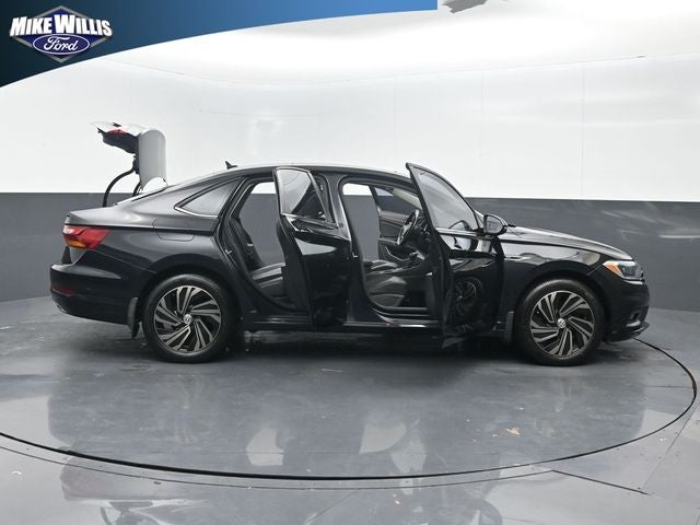 2019 Volkswagen Jetta SEL Premium