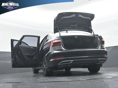 2019 Volkswagen Jetta SEL Premium