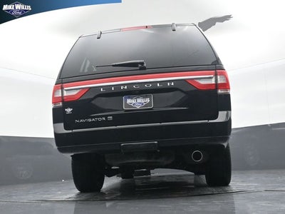 2017 Lincoln Navigator L Reserve