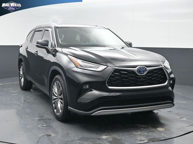 2021 Toyota Highlander Hybrid Platinum