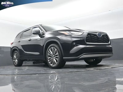 2021 Toyota Highlander Hybrid Platinum