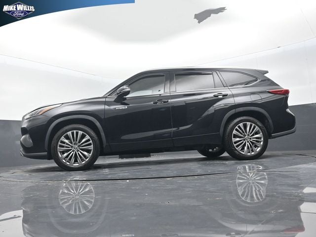 2021 Toyota Highlander Hybrid Platinum
