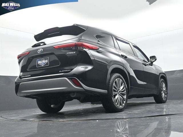 2021 Toyota Highlander Hybrid Platinum