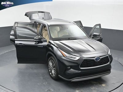 2021 Toyota Highlander Hybrid Platinum