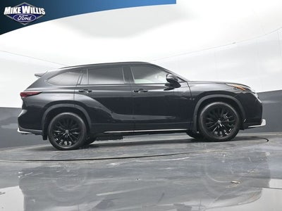 2024 Toyota Highlander XSE