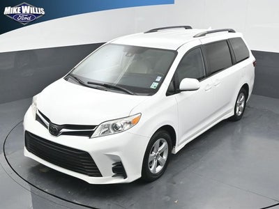 2020 Toyota Sienna LE