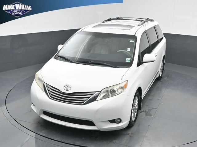 2013 Toyota Sienna XLE Mobility Auto Access
