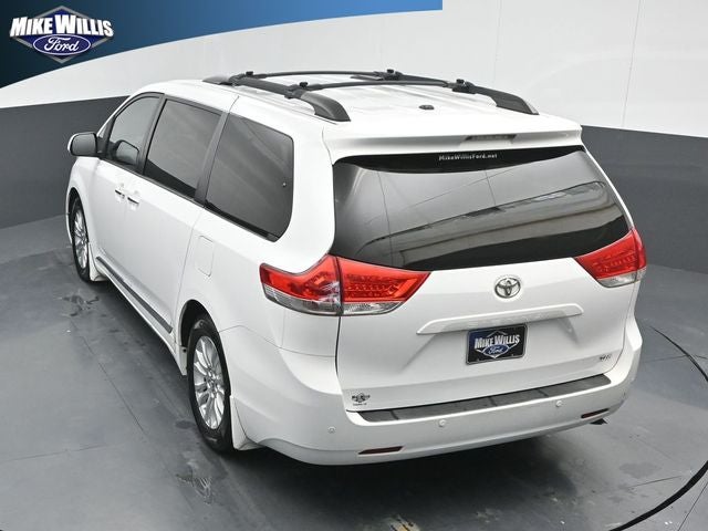 2013 Toyota Sienna XLE Mobility Auto Access