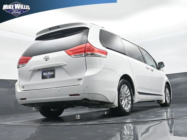 2013 Toyota Sienna XLE Mobility Auto Access